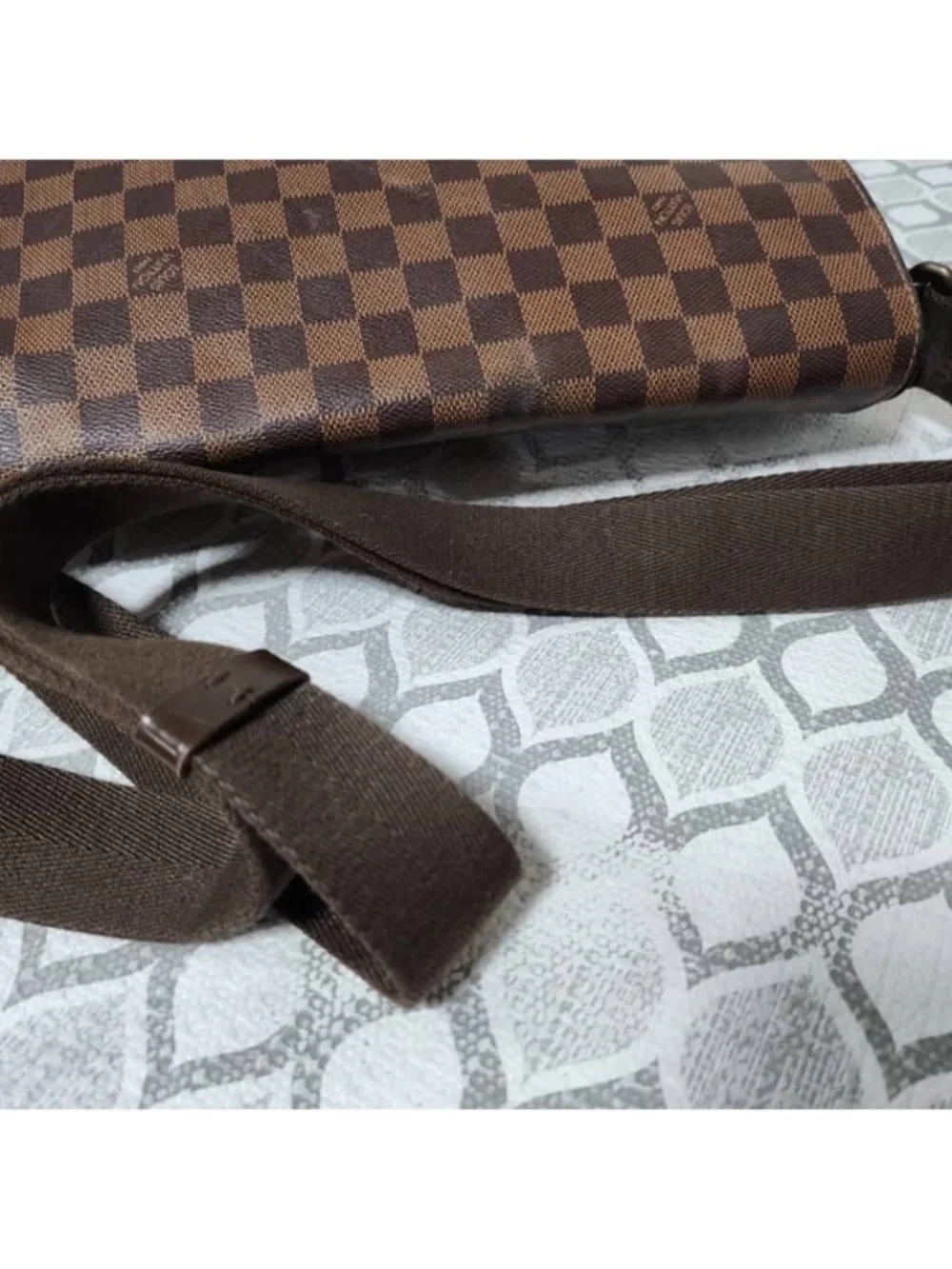 Louis Vuitton this authentic
